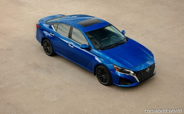  La Nissan Z sta schiacciando assolutamente la Supra nelle vendite di quest'anno | Carscoops